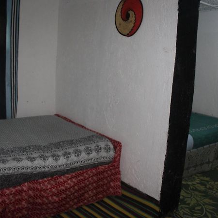 Under Volcanoes View Guest House Nyarugina Екстер'єр фото